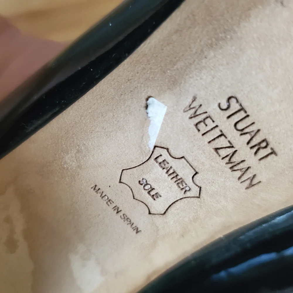 Stuart Weitzman Black Peep-Toe Pumps Patent Leather Sz 8.5